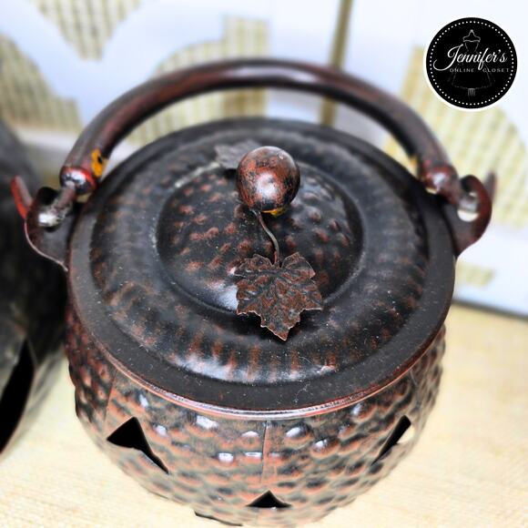 Set of (2) Pumpkin Jack O' Lantern Bronze Hammered Pails/Cauldrons with Handles - Picture 5 of 13